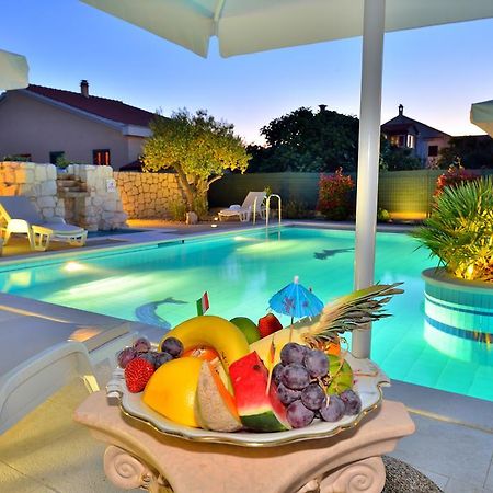 Villa Dalmatina Zadar Mit Pool エクステリア 写真