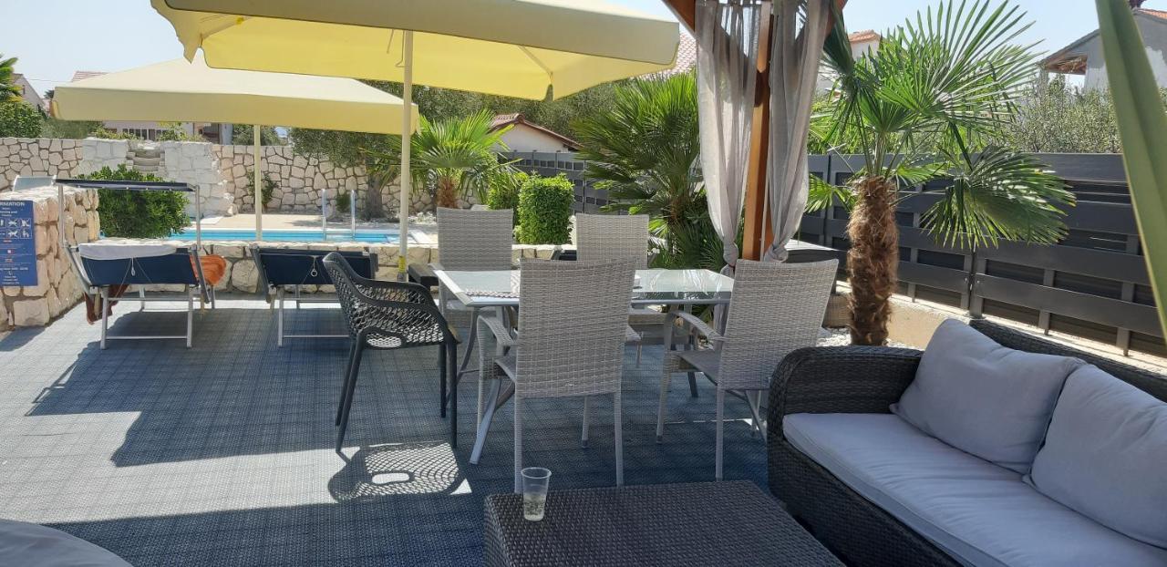 Villa Dalmatina Zadar Mit Pool エクステリア 写真