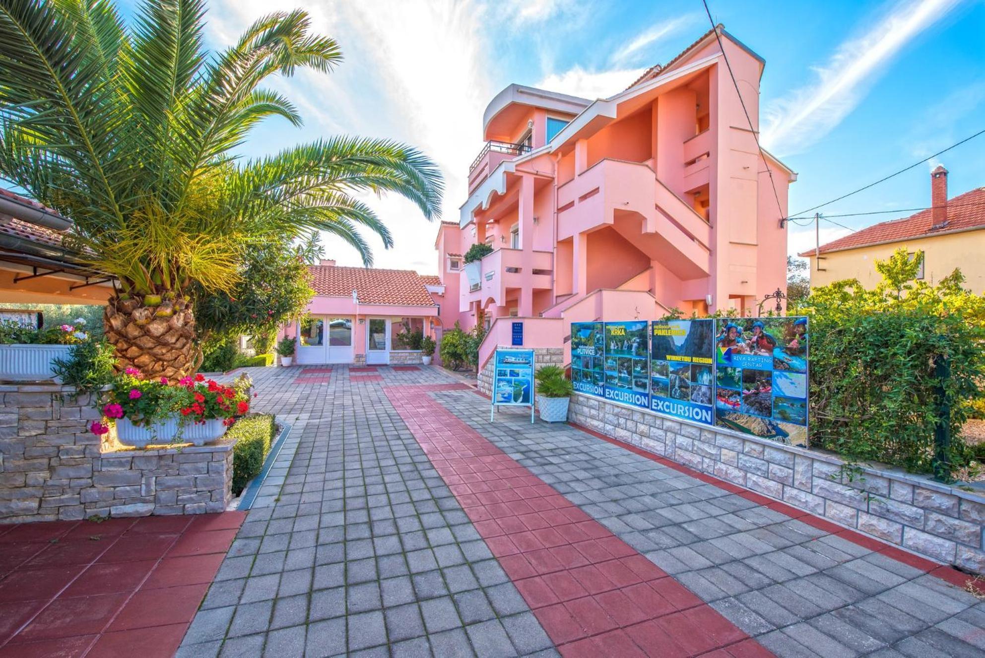 Villa Dalmatina Zadar Mit Pool エクステリア 写真