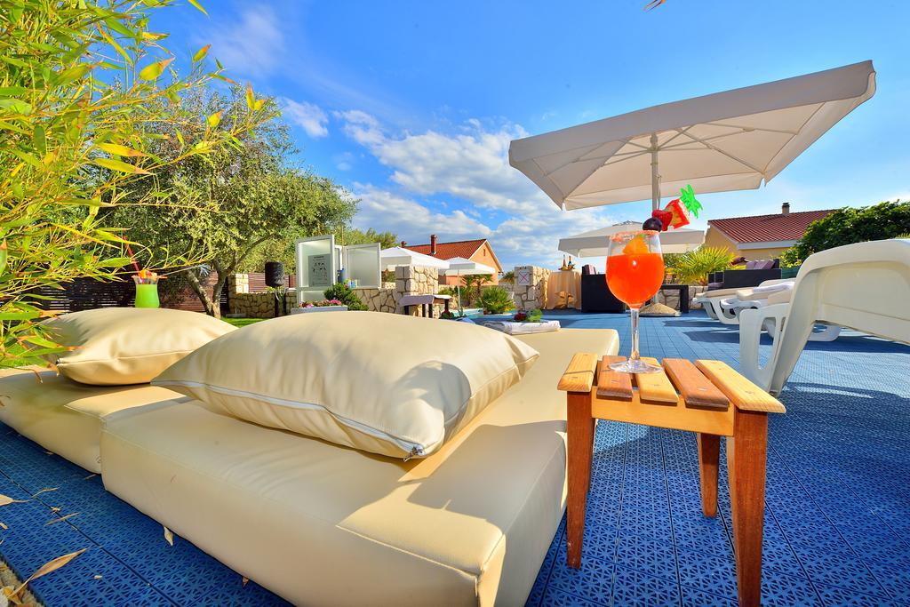 Villa Dalmatina Zadar Mit Pool エクステリア 写真